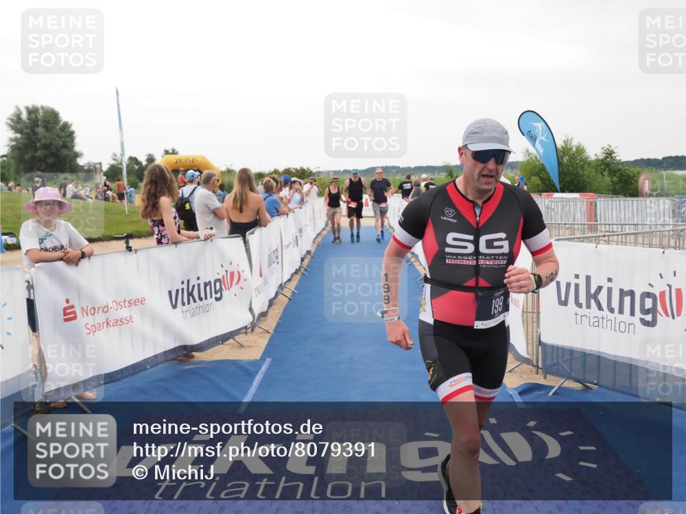22.06.2025 - Viking Triathlon MichiJ http://msf.ph/oto/8079391 22.06.2025 15:56:28 Ziel 199, 647 meine-sportfotos.de