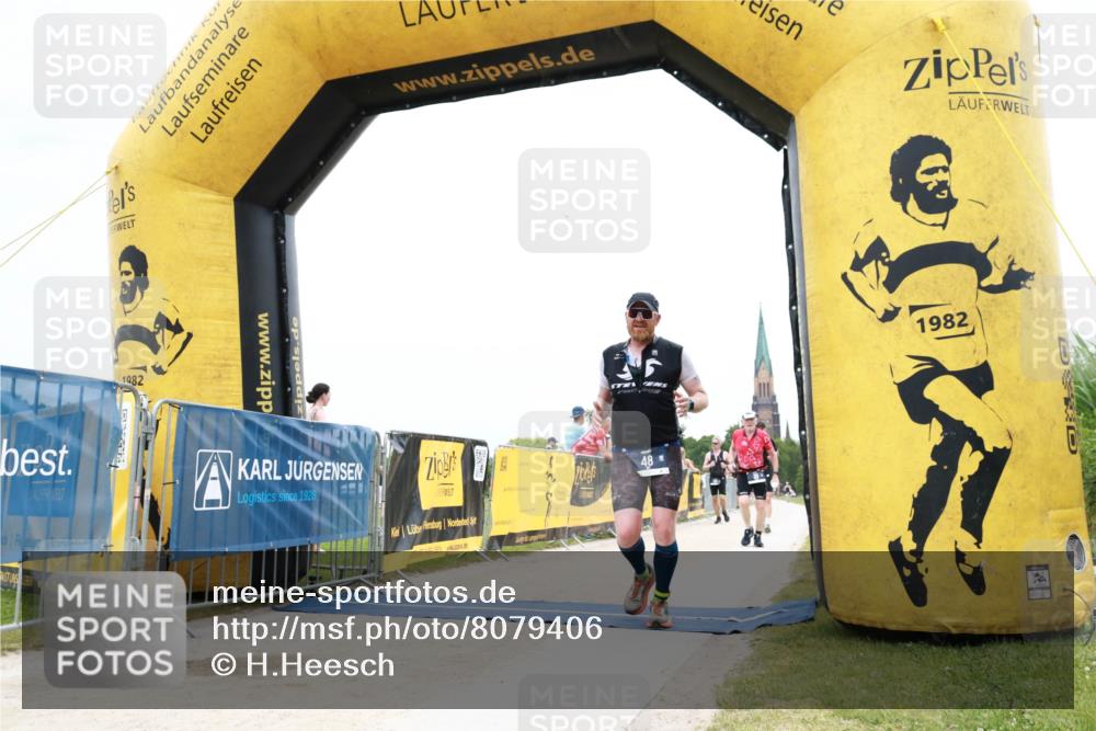 22.06.2025 - Viking Triathlon H.Heesch http://msf.ph/oto/8079406 22.06.2025 15:43:01 Laufen 39, 48, 501 meine-sportfotos.de
