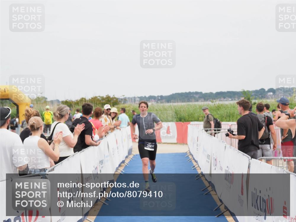 22.06.2025 - Viking Triathlon MichiJ http://msf.ph/oto/8079410 22.06.2025 14:39:38 Ziel 384 meine-sportfotos.de