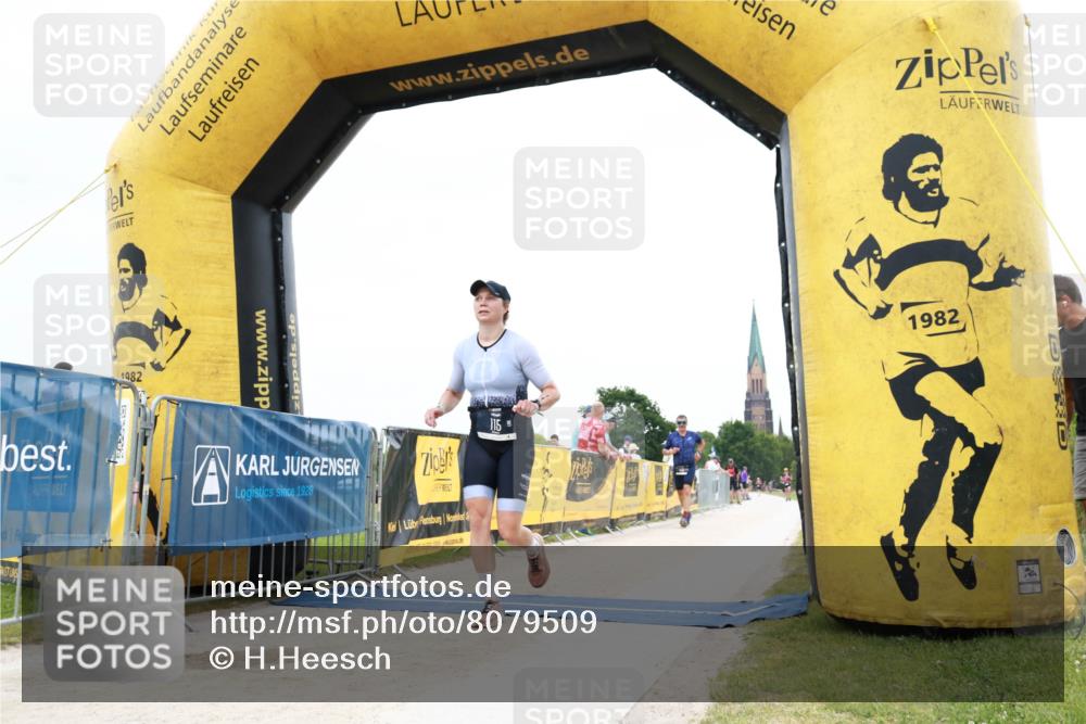 22.06.2025 - Viking Triathlon H.Heesch http://msf.ph/oto/8079509 22.06.2025 15:45:35 Laufen 115 meine-sportfotos.de