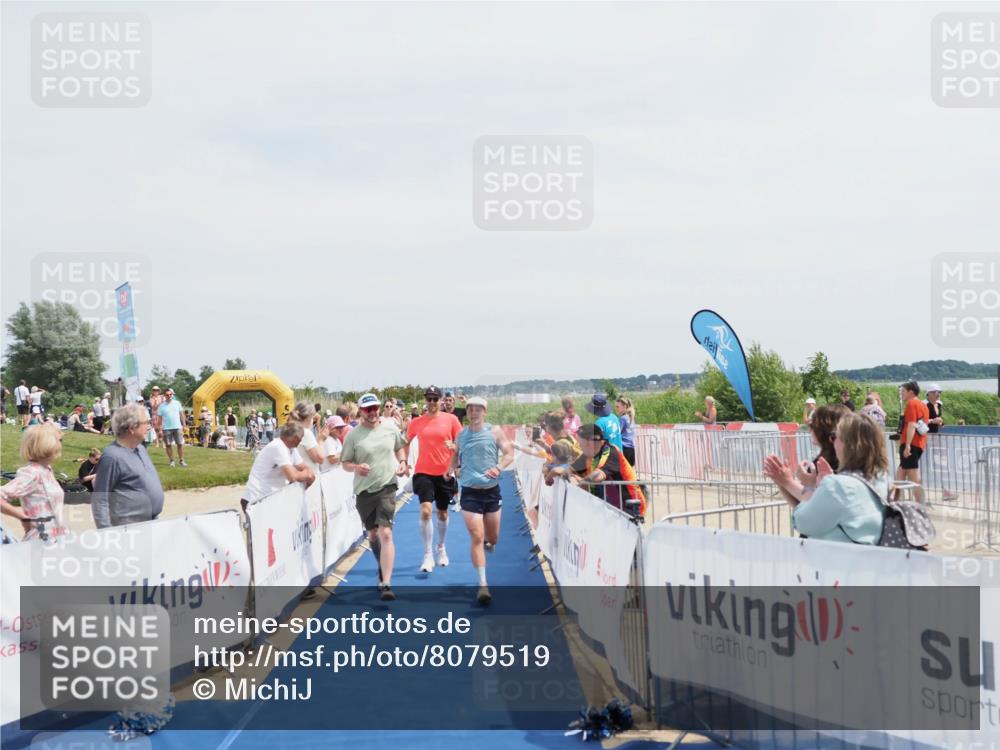 22.06.2025 - Viking Triathlon MichiJ http://msf.ph/oto/8079519 22.06.2025 14:18:53 Ziel 100, 272, 617 meine-sportfotos.de