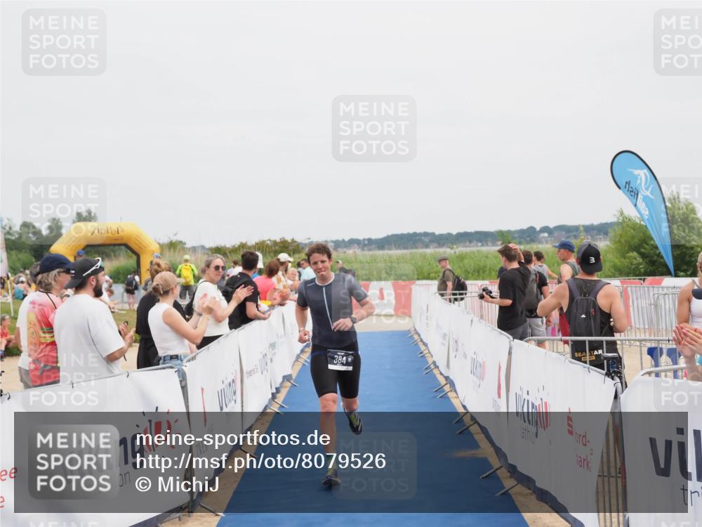 22.06.2025 - Viking Triathlon MichiJ http://msf.ph/oto/8079526 22.06.2025 14:39:39 Ziel 384 meine-sportfotos.de