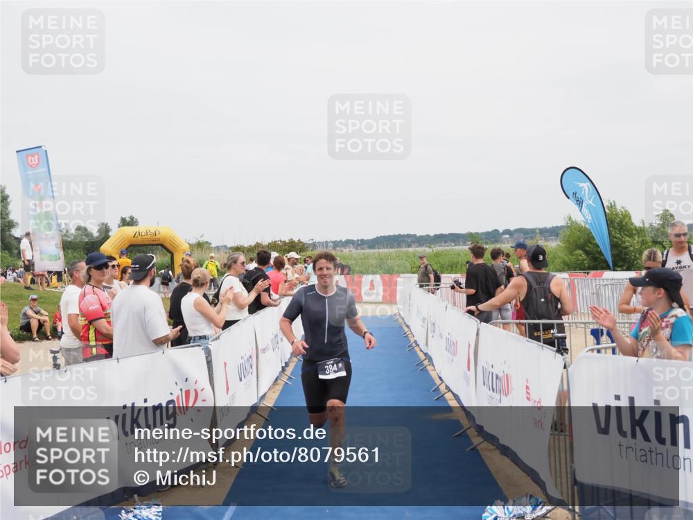 22.06.2025 - Viking Triathlon MichiJ http://msf.ph/oto/8079561 22.06.2025 14:39:40 Ziel 384 meine-sportfotos.de