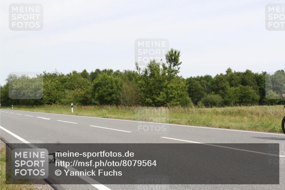22.06.2025 - Viking Triathlon Yannick Fuchs http://msf.ph/oto/8079564 22.06.2025 12:15:56 Radfahren 41, 242, 370 meine-sportfotos.de