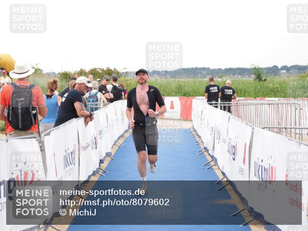 22.06.2025 - Viking Triathlon MichiJ http://msf.ph/oto/8079602 22.06.2025 16:05:01 Ziel 342 meine-sportfotos.de