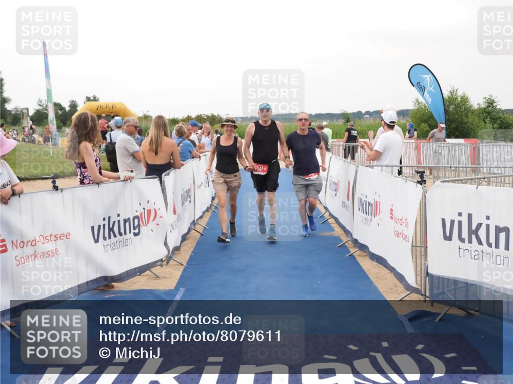22.06.2025 - Viking Triathlon MichiJ http://msf.ph/oto/8079611 22.06.2025 15:56:32 Ziel 199, 647 meine-sportfotos.de