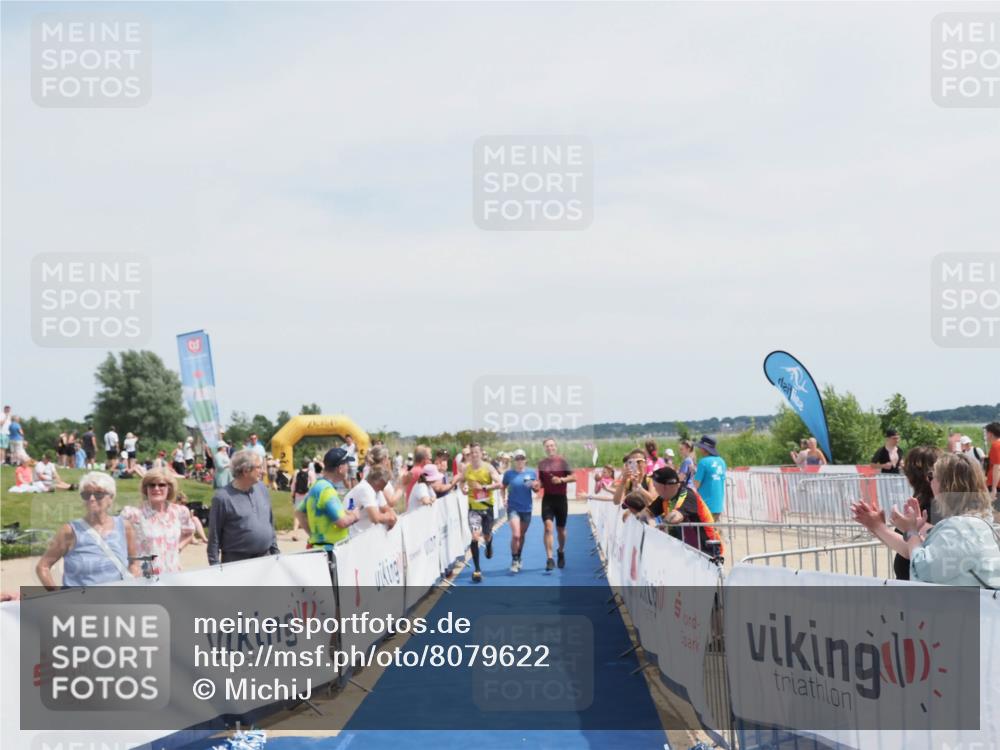 22.06.2025 - Viking Triathlon MichiJ http://msf.ph/oto/8079622 22.06.2025 14:19:13 Ziel 604 meine-sportfotos.de