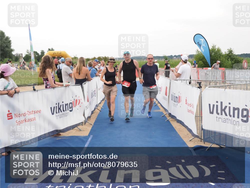 22.06.2025 - Viking Triathlon MichiJ http://msf.ph/oto/8079635 22.06.2025 15:56:32 Ziel 199, 647 meine-sportfotos.de