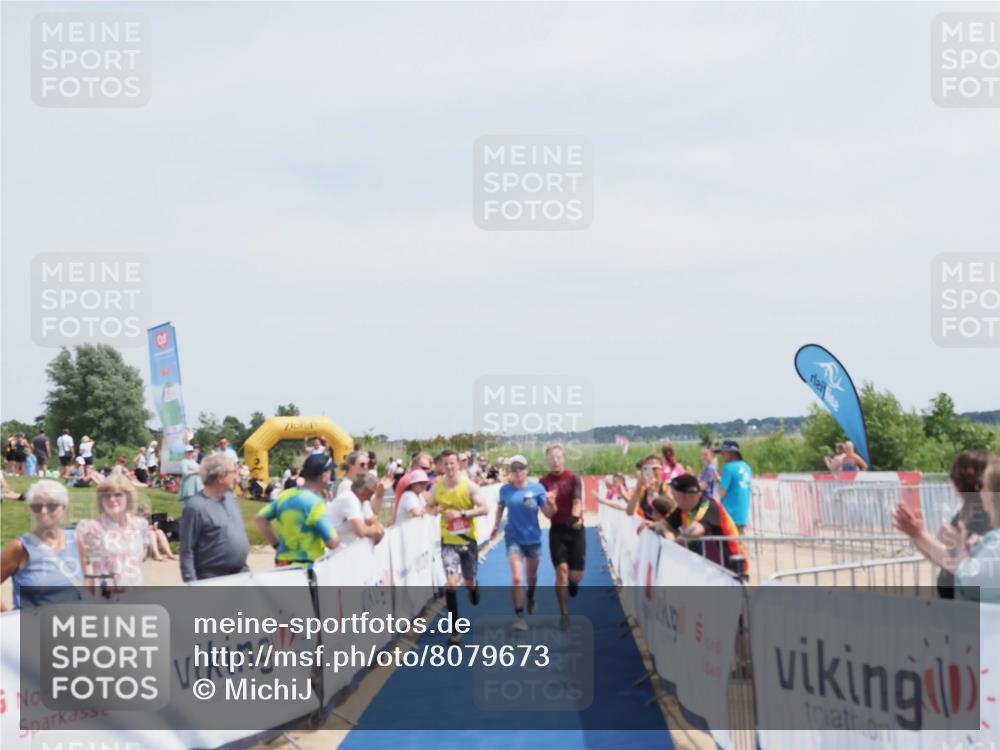 22.06.2025 - Viking Triathlon MichiJ http://msf.ph/oto/8079673 22.06.2025 14:19:14 Ziel 604 meine-sportfotos.de