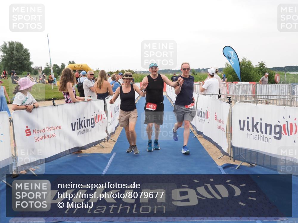 22.06.2025 - Viking Triathlon MichiJ http://msf.ph/oto/8079677 22.06.2025 15:56:33 Ziel 647 meine-sportfotos.de