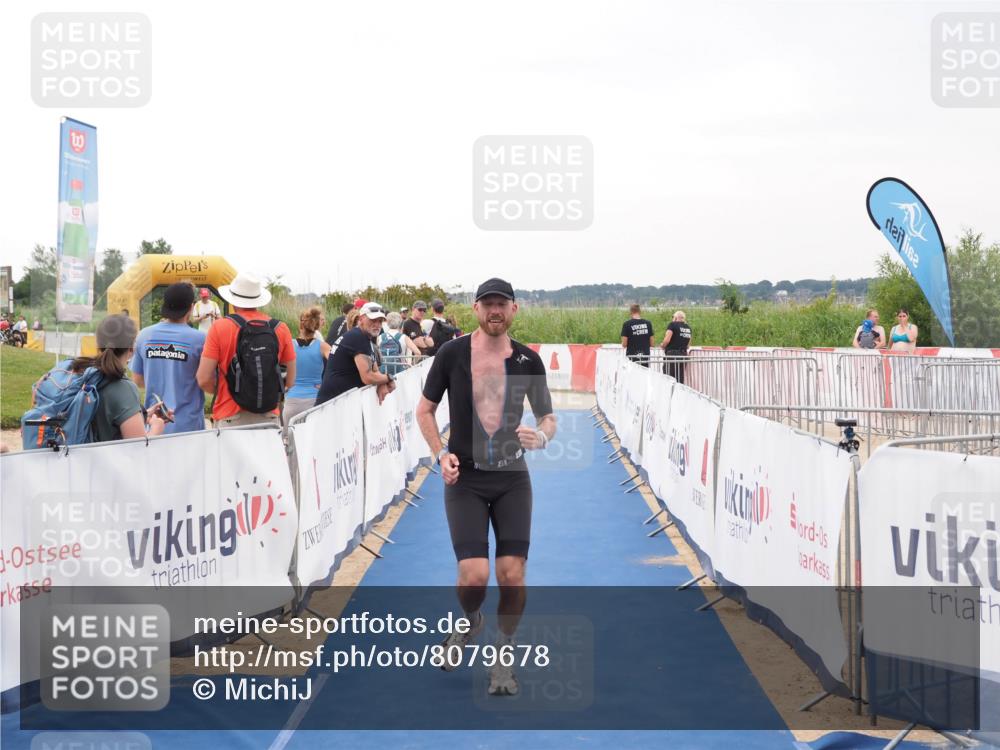 22.06.2025 - Viking Triathlon MichiJ http://msf.ph/oto/8079678 22.06.2025 16:05:02 Ziel 342 meine-sportfotos.de