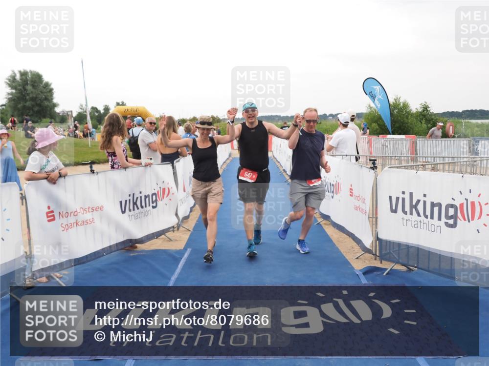 22.06.2025 - Viking Triathlon MichiJ http://msf.ph/oto/8079686 22.06.2025 15:56:33 Ziel 647 meine-sportfotos.de