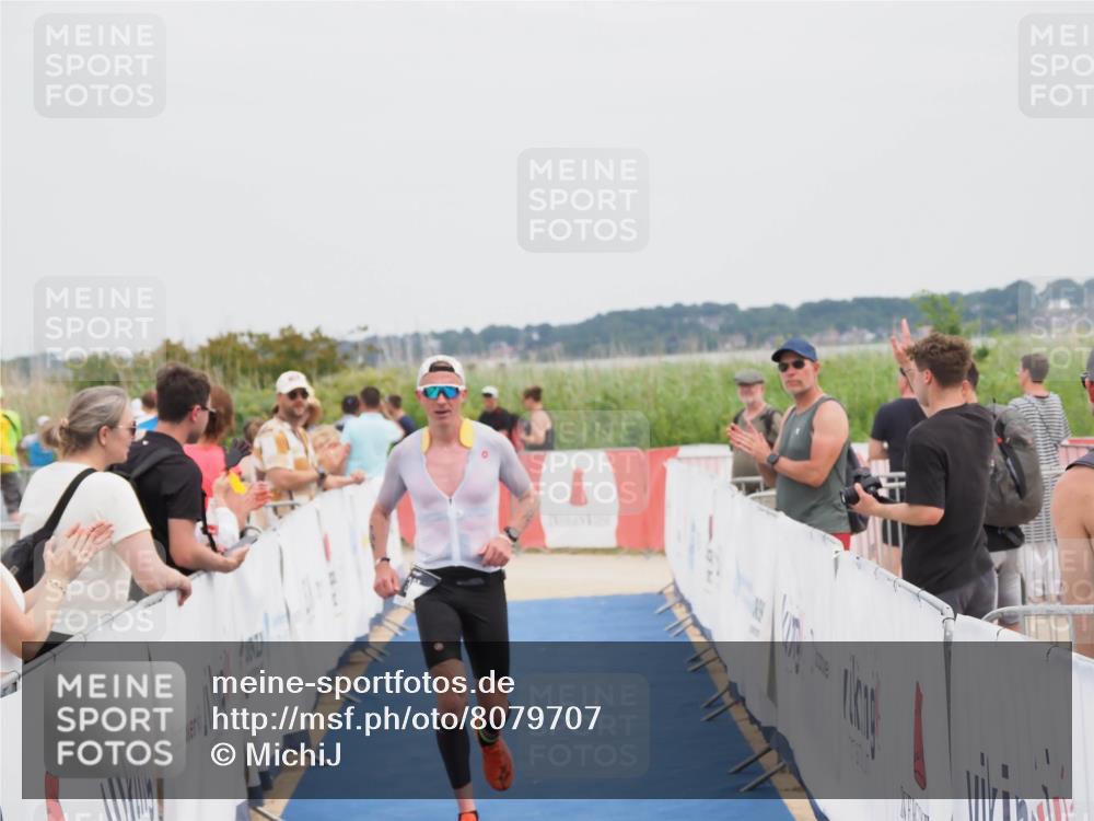 22.06.2025 - Viking Triathlon MichiJ http://msf.ph/oto/8079707 22.06.2025 14:39:58 Ziel 381 meine-sportfotos.de