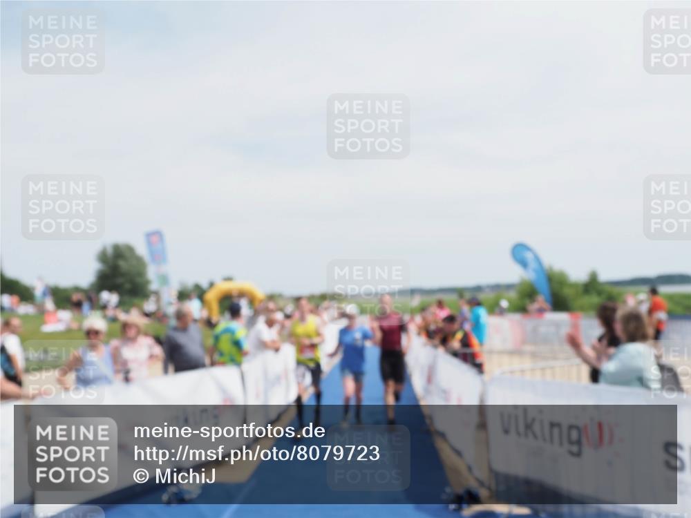 22.06.2025 - Viking Triathlon MichiJ http://msf.ph/oto/8079723 22.06.2025 14:19:15 Ziel 604 meine-sportfotos.de