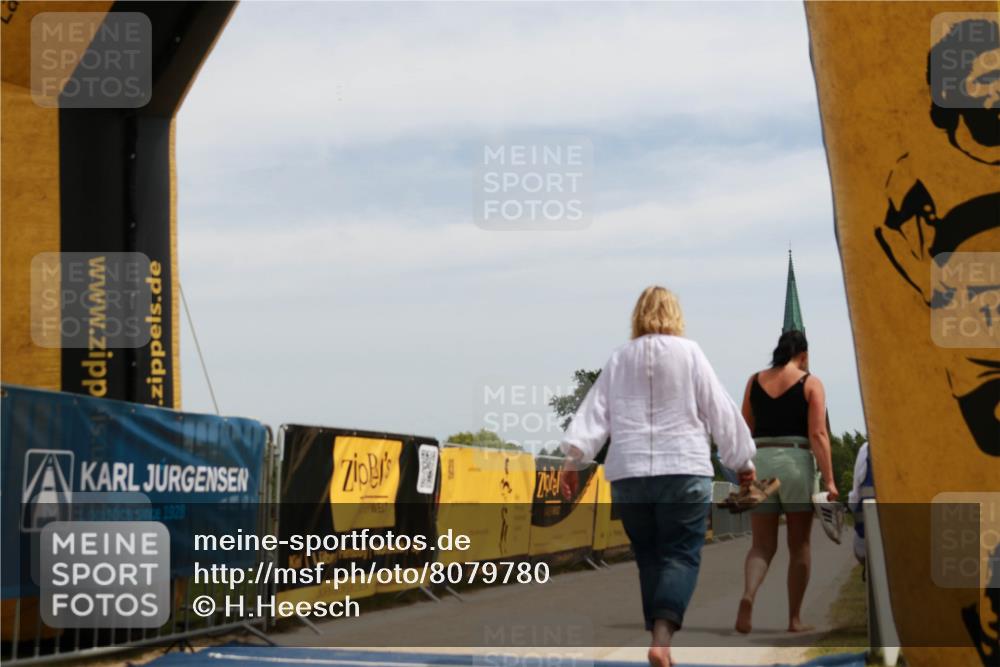22.06.2025 - Viking Triathlon H.Heesch http://msf.ph/oto/8079780 22.06.2025 12:37:59 Laufen  meine-sportfotos.de
