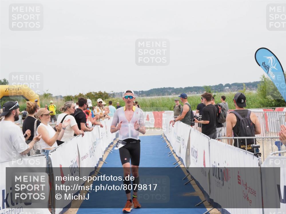 22.06.2025 - Viking Triathlon MichiJ http://msf.ph/oto/8079817 22.06.2025 14:39:59 Ziel 381 meine-sportfotos.de
