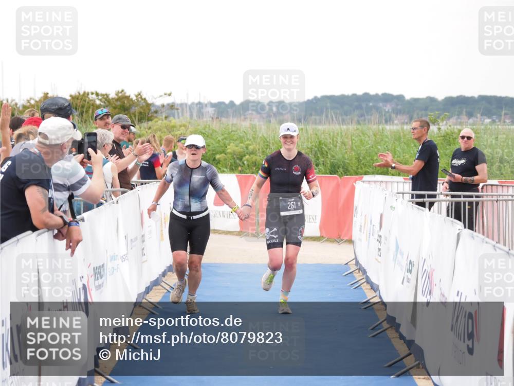 22.06.2025 - Viking Triathlon MichiJ http://msf.ph/oto/8079823 22.06.2025 16:05:33 Ziel 251, 454 meine-sportfotos.de