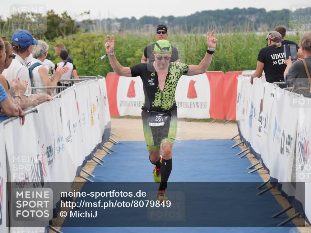 22.06.2025 - Viking Triathlon MichiJ http://msf.ph/oto/8079849 22.06.2025 15:56:38 Ziel 261, 306, 647 meine-sportfotos.de