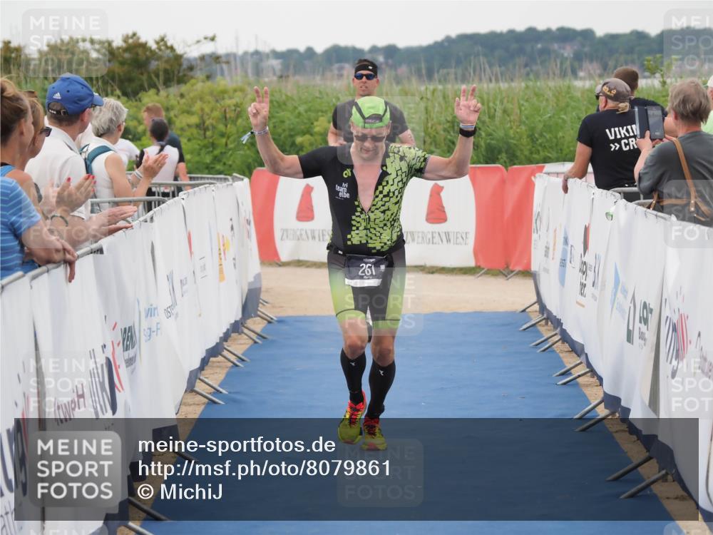 22.06.2025 - Viking Triathlon MichiJ http://msf.ph/oto/8079861 22.06.2025 15:56:38 Ziel 261, 306, 647 meine-sportfotos.de