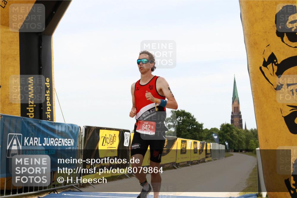 22.06.2025 - Viking Triathlon H.Heesch http://msf.ph/oto/8079864 22.06.2025 12:44:38 Laufen 642 meine-sportfotos.de