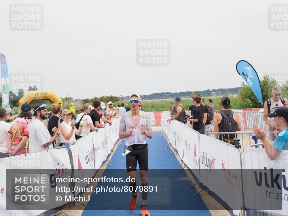 22.06.2025 - Viking Triathlon MichiJ http://msf.ph/oto/8079891 22.06.2025 14:40:00 Ziel 381 meine-sportfotos.de