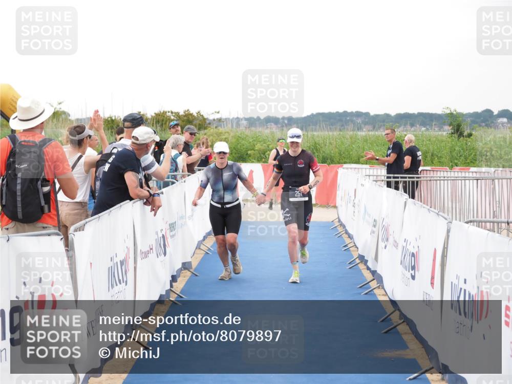 22.06.2025 - Viking Triathlon MichiJ http://msf.ph/oto/8079897 22.06.2025 16:05:34 Ziel 251, 454 meine-sportfotos.de