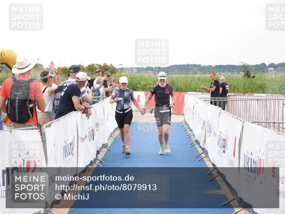 22.06.2025 - Viking Triathlon MichiJ http://msf.ph/oto/8079913 22.06.2025 16:05:34 Ziel 251, 454 meine-sportfotos.de