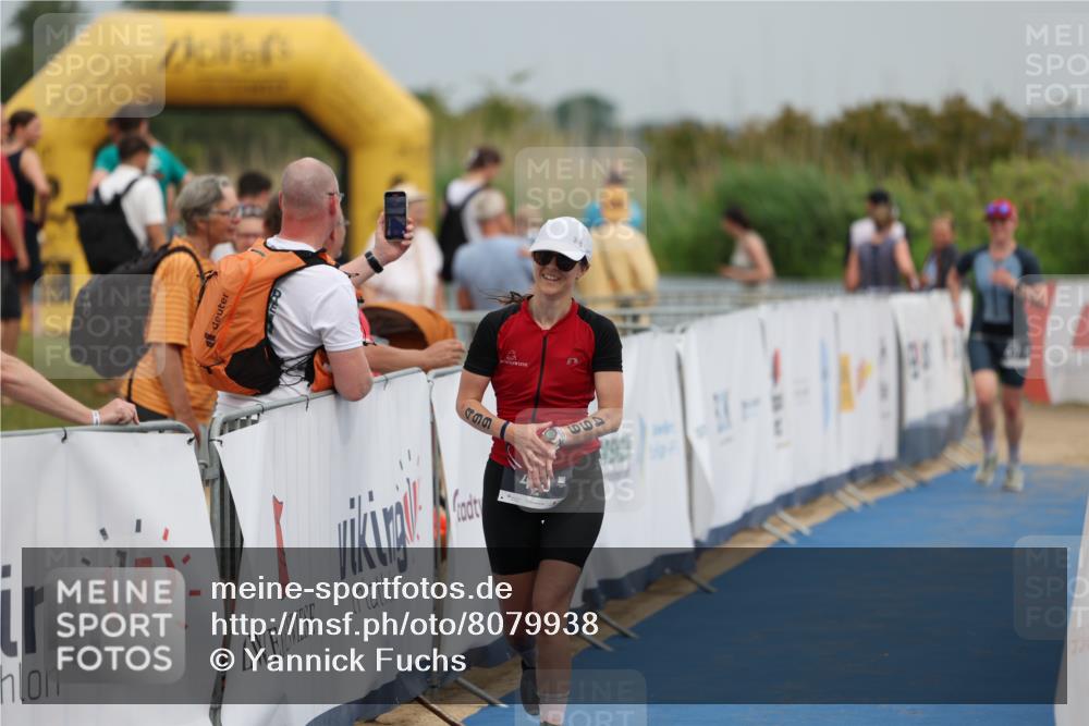 22.06.2025 - Viking Triathlon Yannick Fuchs http://msf.ph/oto/8079938 22.06.2025 16:49:55 Ziel 499 meine-sportfotos.de