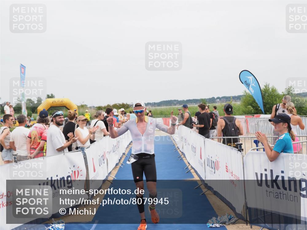 22.06.2025 - Viking Triathlon MichiJ http://msf.ph/oto/8079945 22.06.2025 14:40:00 Ziel 381 meine-sportfotos.de