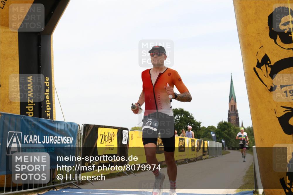 22.06.2025 - Viking Triathlon H.Heesch http://msf.ph/oto/8079974 22.06.2025 12:50:05 Laufen 33 meine-sportfotos.de