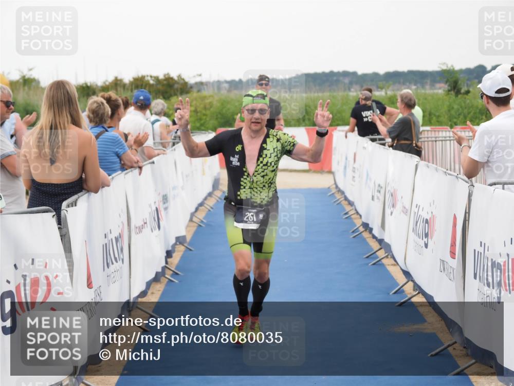 22.06.2025 - Viking Triathlon MichiJ http://msf.ph/oto/8080035 22.06.2025 15:56:40 Ziel 261, 306 meine-sportfotos.de