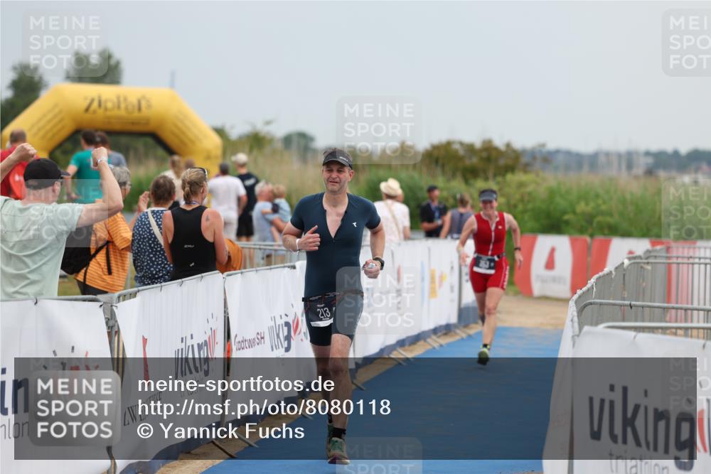 22.06.2025 - Viking Triathlon Yannick Fuchs http://msf.ph/oto/8080118 22.06.2025 16:50:54 Ziel 213, 353 meine-sportfotos.de