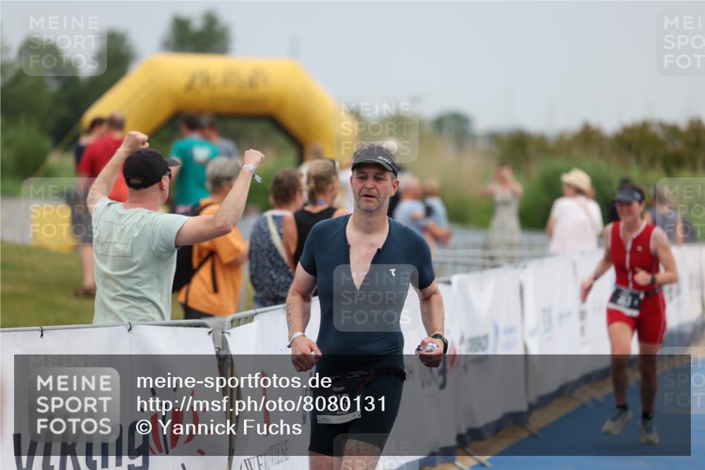 22.06.2025 - Viking Triathlon Yannick Fuchs http://msf.ph/oto/8080131 22.06.2025 16:50:55 Ziel 213, 353 meine-sportfotos.de