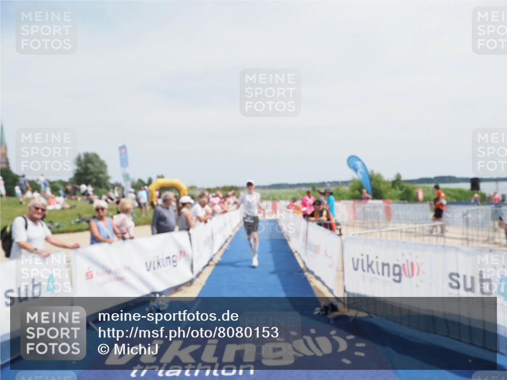 22.06.2025 - Viking Triathlon MichiJ http://msf.ph/oto/8080153 22.06.2025 14:20:05 Ziel 401 meine-sportfotos.de