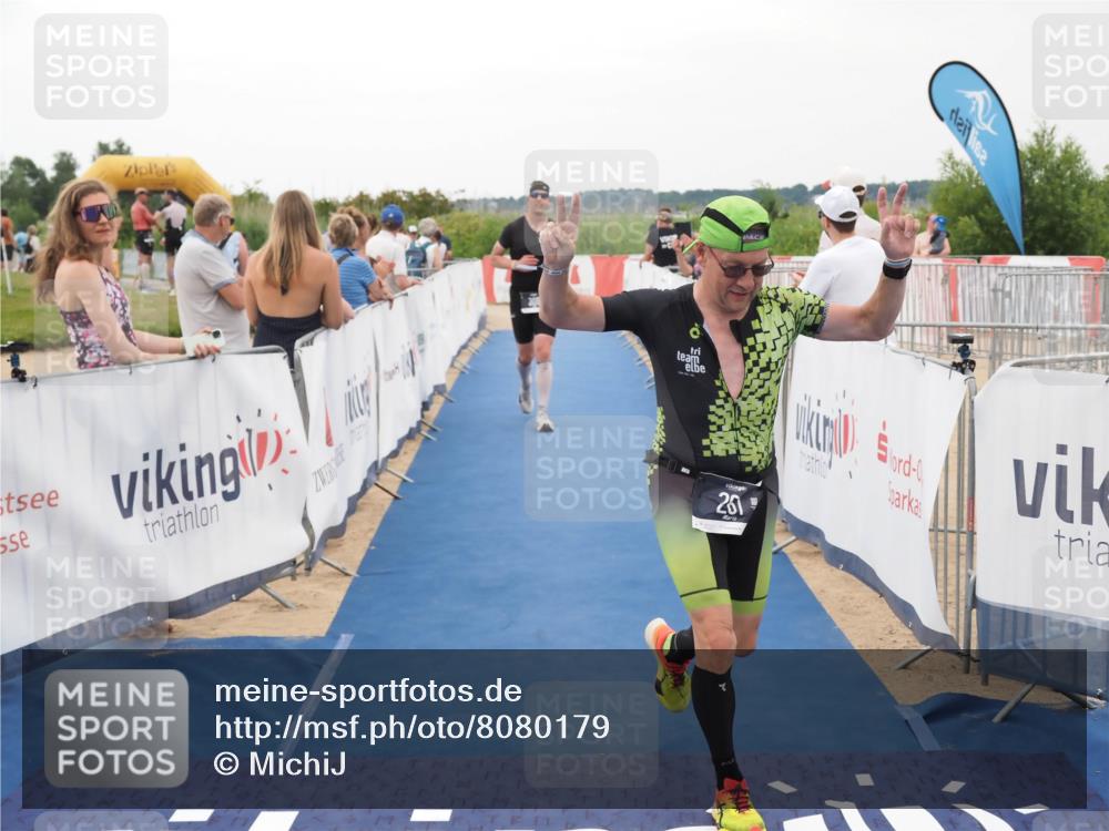 22.06.2025 - Viking Triathlon MichiJ http://msf.ph/oto/8080179 22.06.2025 15:56:42 Ziel 261, 306 meine-sportfotos.de