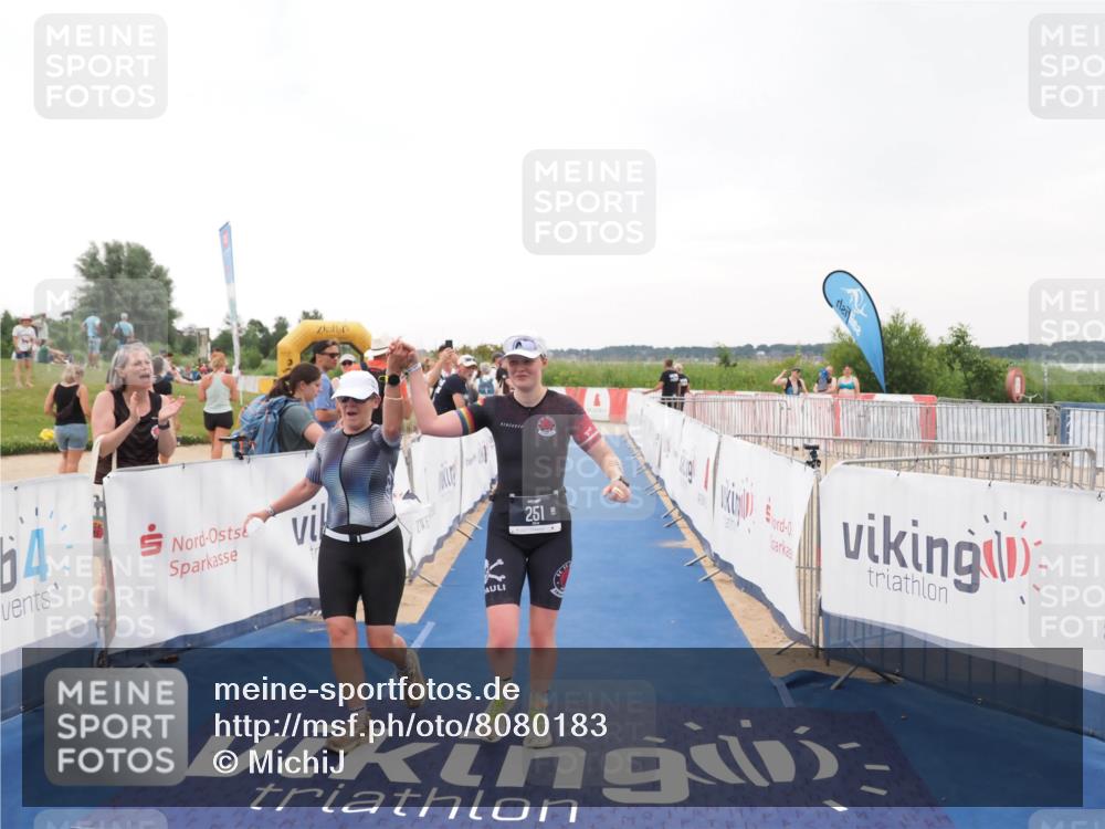 22.06.2025 - Viking Triathlon MichiJ http://msf.ph/oto/8080183 22.06.2025 16:05:37 Ziel 251, 454 meine-sportfotos.de