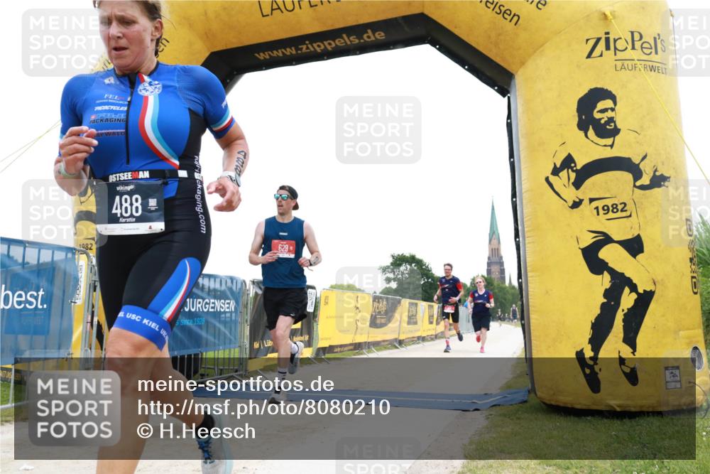 22.06.2025 - Viking Triathlon H.Heesch http://msf.ph/oto/8080210 22.06.2025 16:08:50 Laufen 234, 270, 488, 621 meine-sportfotos.de