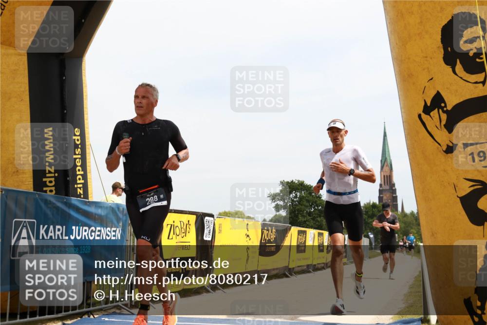 22.06.2025 - Viking Triathlon H.Heesch http://msf.ph/oto/8080217 22.06.2025 13:01:58 Laufen 271, 288, 555 meine-sportfotos.de