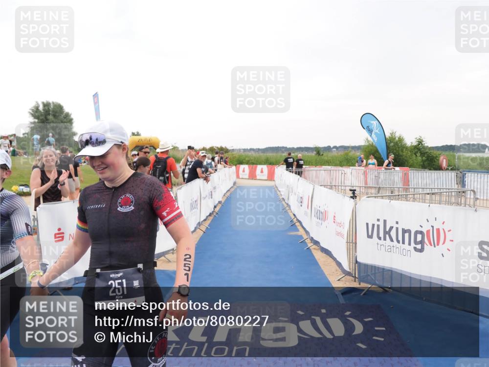 22.06.2025 - Viking Triathlon MichiJ http://msf.ph/oto/8080227 22.06.2025 16:05:38 Ziel 251, 454 meine-sportfotos.de