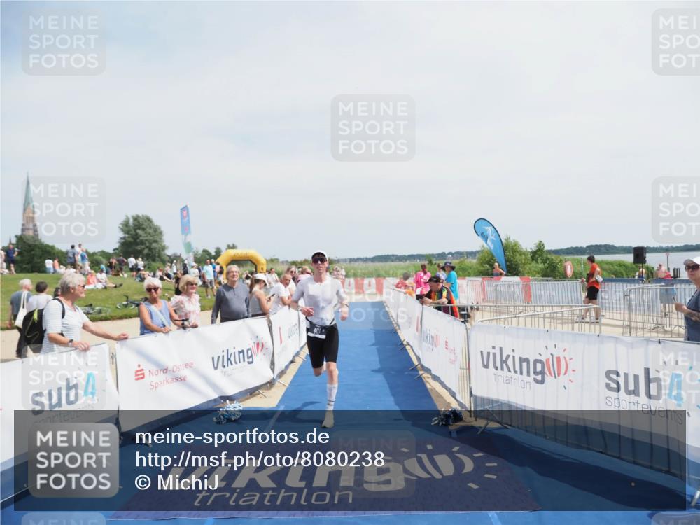22.06.2025 - Viking Triathlon MichiJ http://msf.ph/oto/8080238 22.06.2025 14:20:06 Ziel 401 meine-sportfotos.de