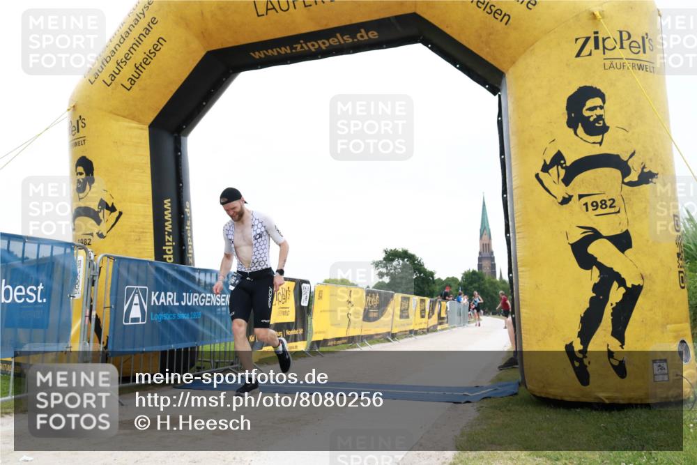 22.06.2025 - Viking Triathlon H.Heesch http://msf.ph/oto/8080256 22.06.2025 16:10:08 Laufen 396 meine-sportfotos.de