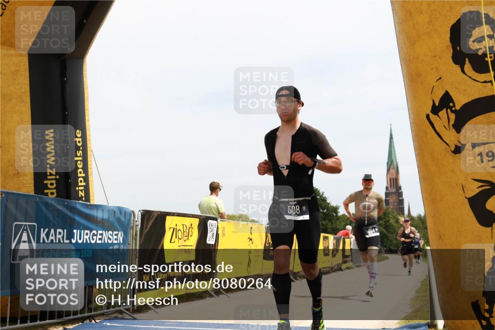 22.06.2025 - Viking Triathlon H.Heesch http://msf.ph/oto/8080264 22.06.2025 13:03:50 Laufen 30, 464, 508, 510 meine-sportfotos.de