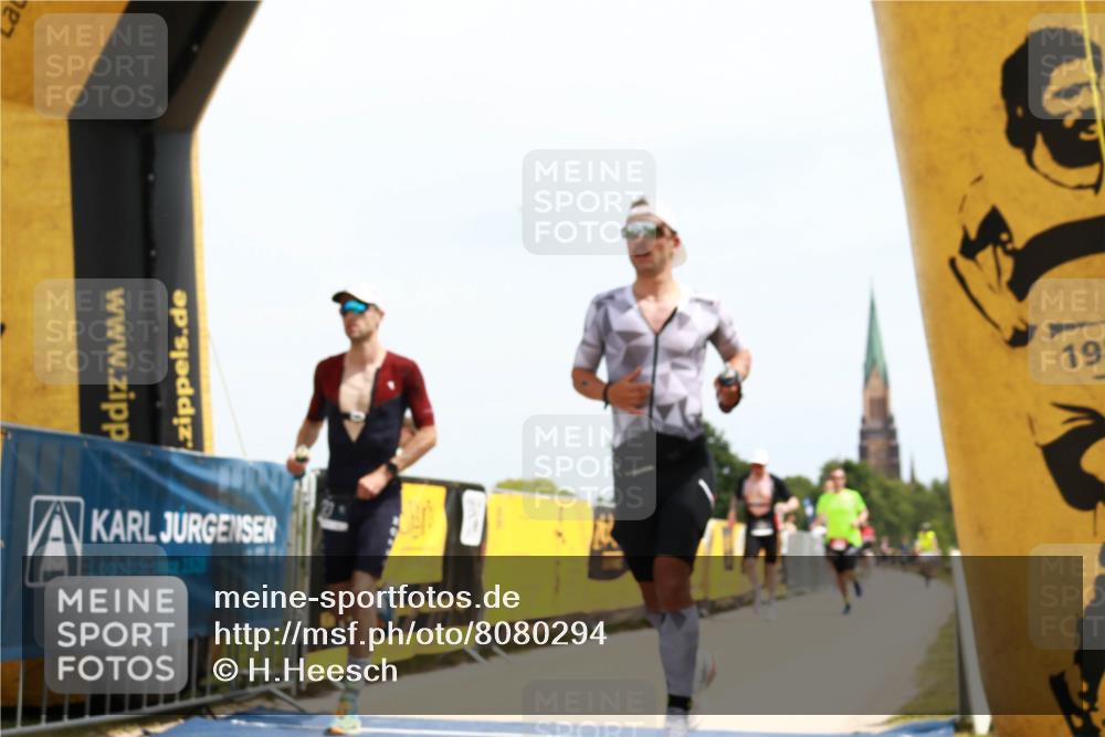 22.06.2025 - Viking Triathlon H.Heesch http://msf.ph/oto/8080294 22.06.2025 13:04:31 Laufen 1, 527, 536, 654 meine-sportfotos.de