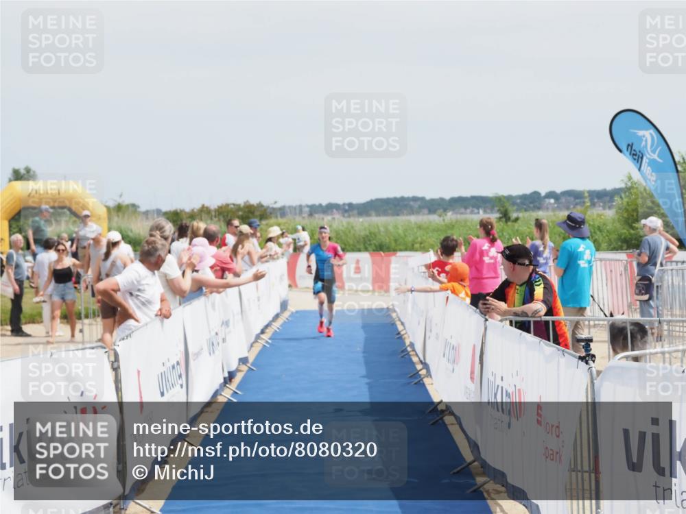 22.06.2025 - Viking Triathlon MichiJ http://msf.ph/oto/8080320 22.06.2025 14:20:31 Ziel 9 meine-sportfotos.de