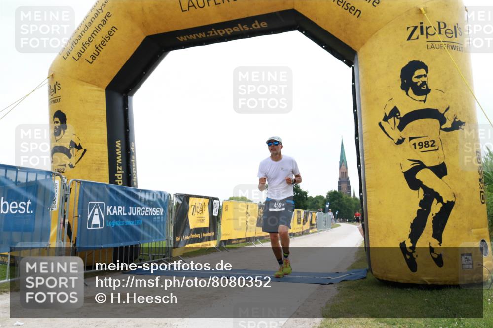 22.06.2025 - Viking Triathlon H.Heesch http://msf.ph/oto/8080352 22.06.2025 16:16:40 Laufen 263, 459 meine-sportfotos.de