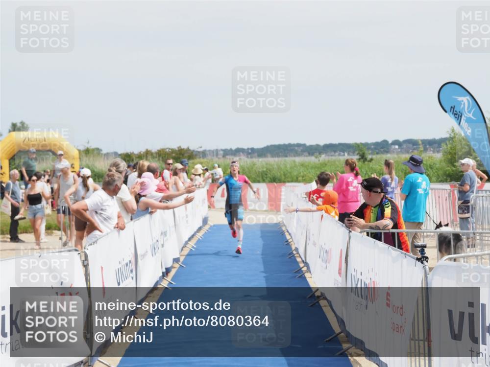 22.06.2025 - Viking Triathlon MichiJ http://msf.ph/oto/8080364 22.06.2025 14:20:32 Ziel 9 meine-sportfotos.de