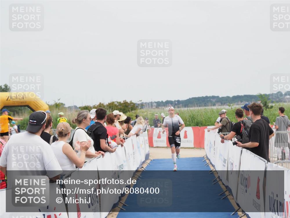 22.06.2025 - Viking Triathlon MichiJ http://msf.ph/oto/8080400 22.06.2025 14:40:40 Ziel 444 meine-sportfotos.de