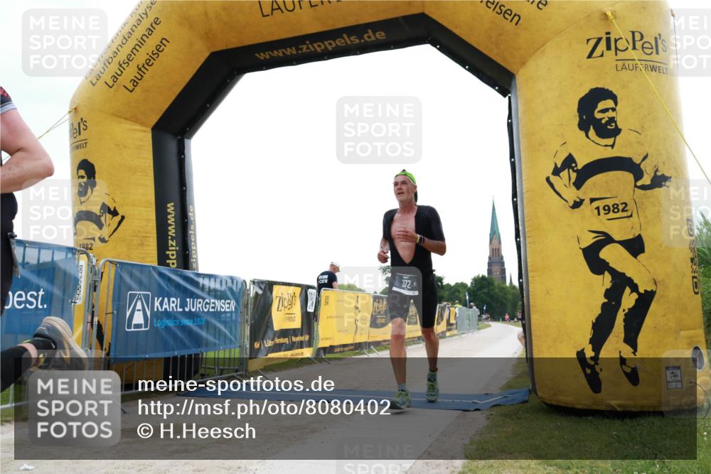 22.06.2025 - Viking Triathlon H.Heesch http://msf.ph/oto/8080402 22.06.2025 16:19:30 Laufen 191, 372 meine-sportfotos.de