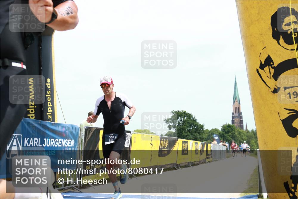 22.06.2025 - Viking Triathlon H.Heesch http://msf.ph/oto/8080417 22.06.2025 13:06:10 Laufen 187, 207, 388, 546 meine-sportfotos.de