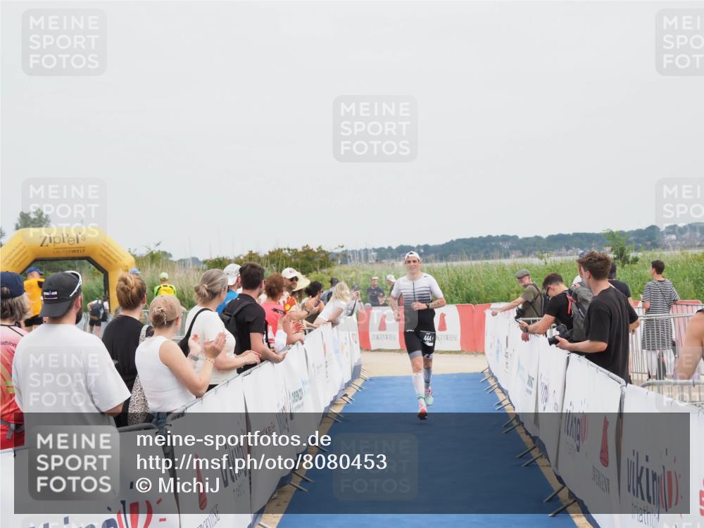 22.06.2025 - Viking Triathlon MichiJ http://msf.ph/oto/8080453 22.06.2025 14:40:40 Ziel 444 meine-sportfotos.de